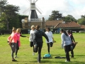 4-beginner-runners-stretching-outside-the-windmill-cafe